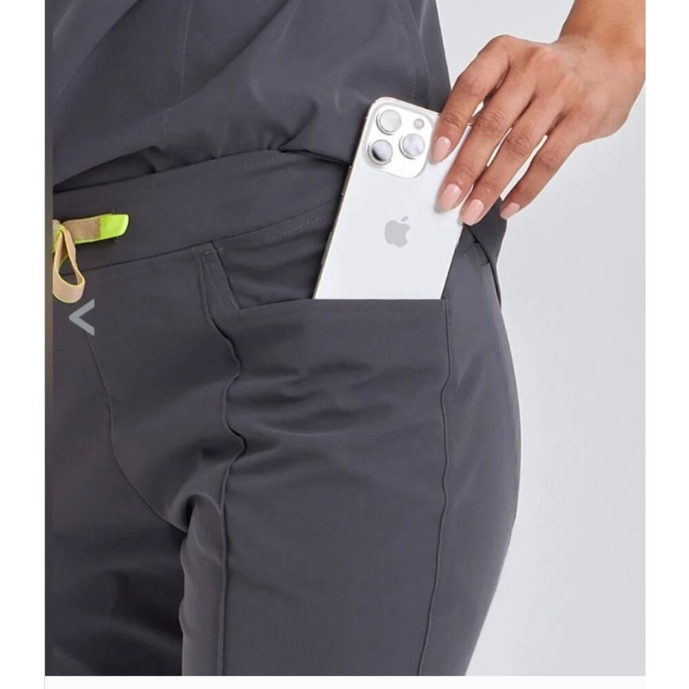 Medelita Women's Pixel Scrub Pants in Pewder Gray Color sz M - Picture 4 of 13